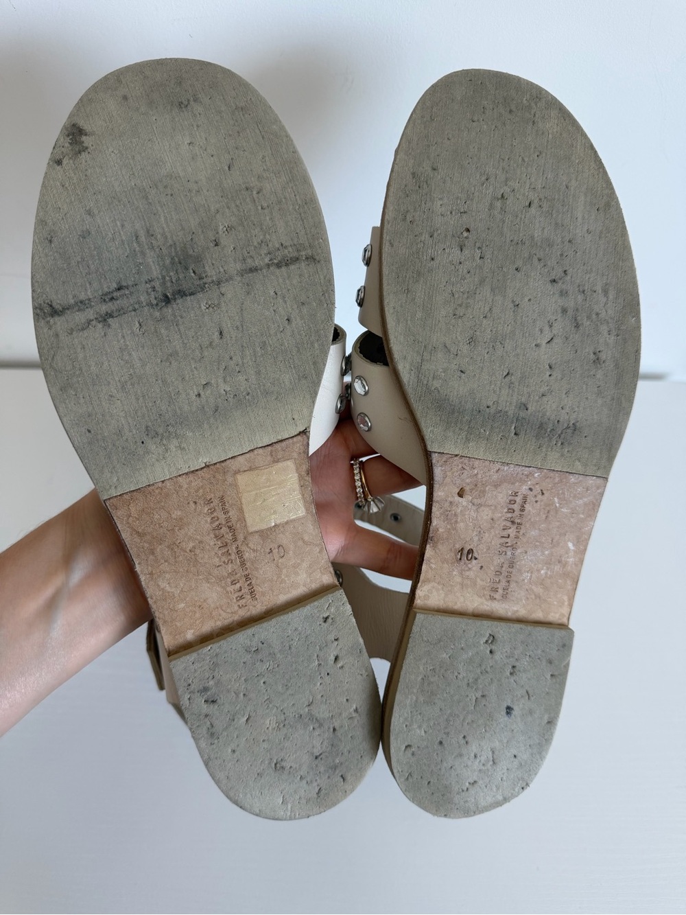 Freda Salvador 10 Sera Fisherman Sandals White Gem Embellishments - Picture 11 of 13